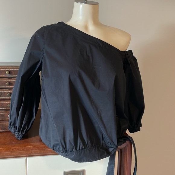 Ralph Lauren Black Asymmetrical Off One shoulder blouse - Picture 5 of 8